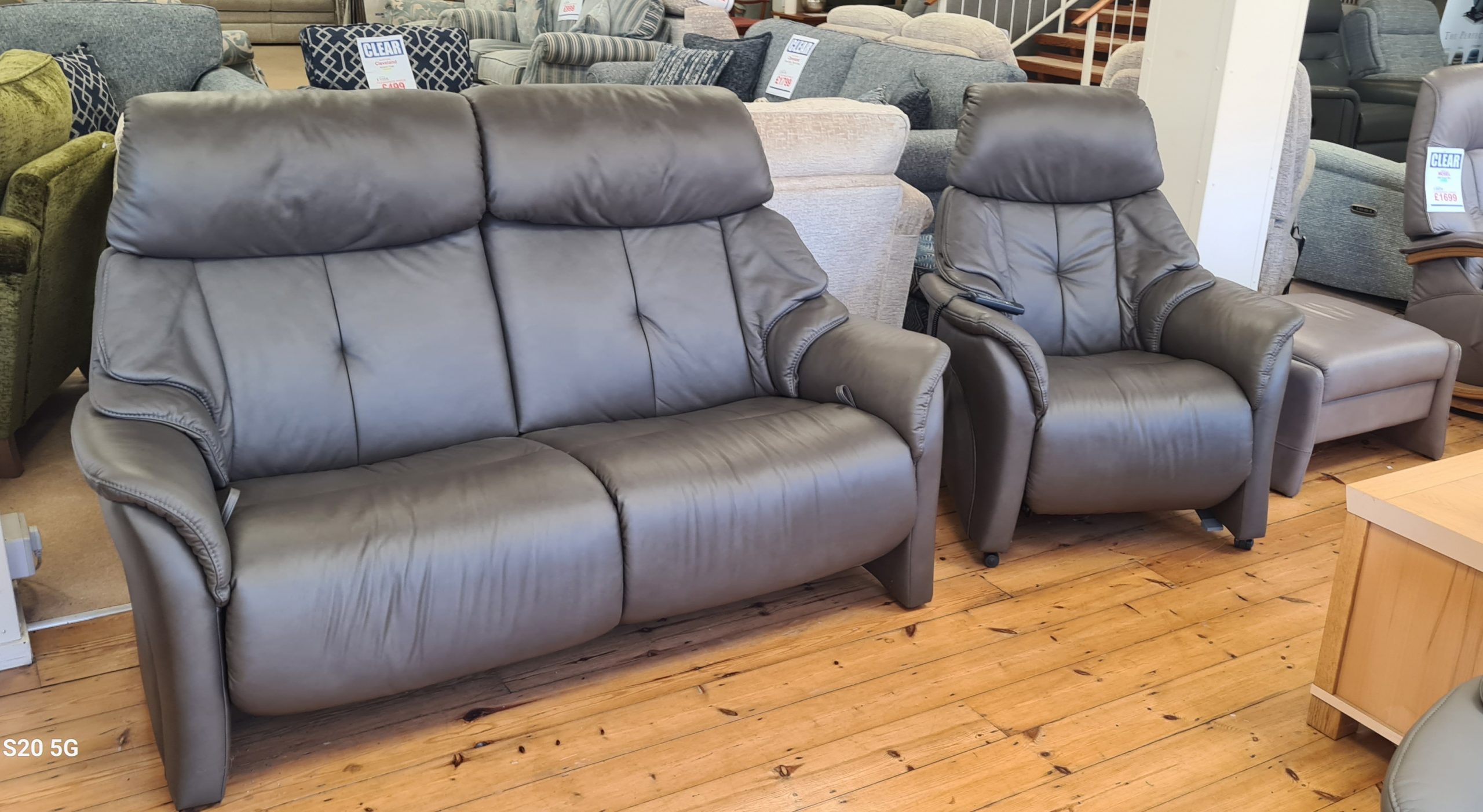 Himolla Chester 2.5 Str Manual Recliner and Lift and Rise Chair